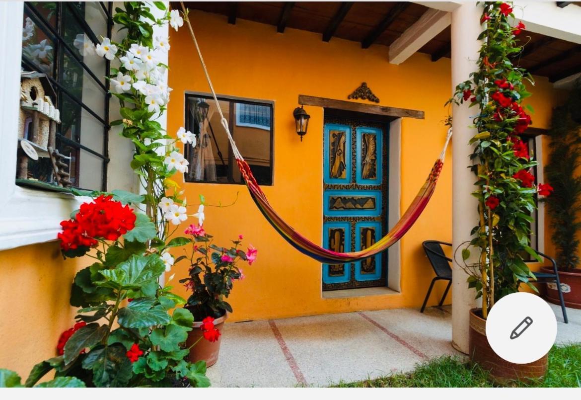 Itchimbia Garden Con La Mejor Vista De Quito Y Spa Exterior foto